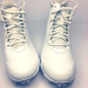 Under Armour Men's Hammer Mid Rm Football Shoe